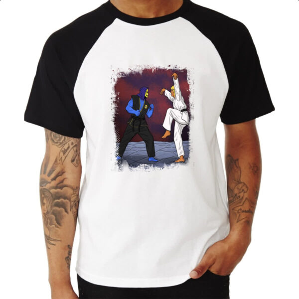 Camiseta Raglan He-Man Karate Kid parodia - Imagem 3
