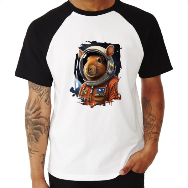 Camiseta Raglan Capivara astronauta - Imagem 3