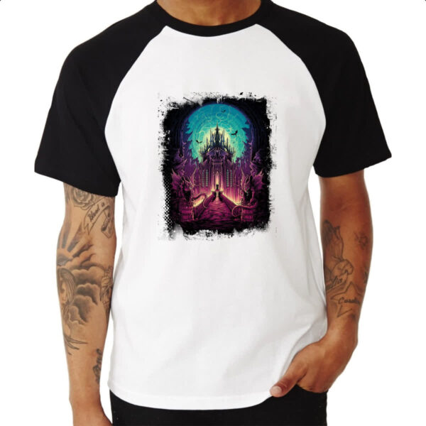 Camiseta Raglan Castelo sombrio - Imagem 3