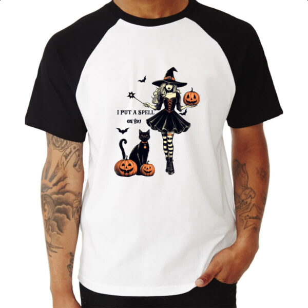 Camiseta Raglan Colocar um feitico em voce - Imagem 3