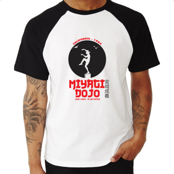 Camiseta Raglan Daniel Miayagi Dojo - Imagem 3