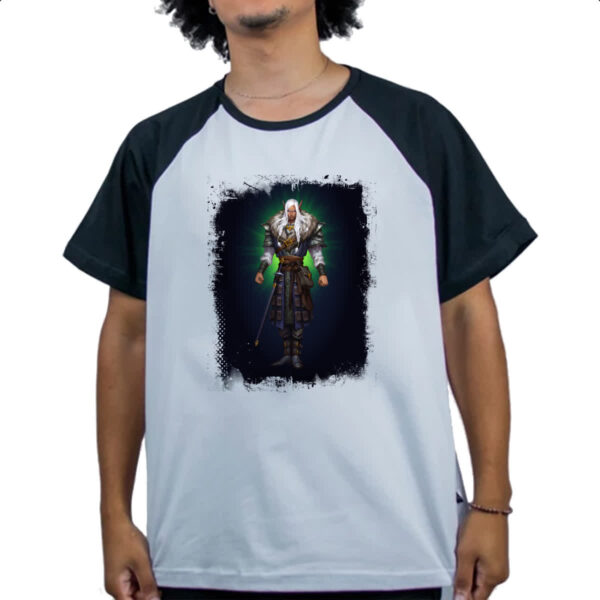 Camiseta Raglan Empires and Puzzles Heroi Almur - Imagem 4