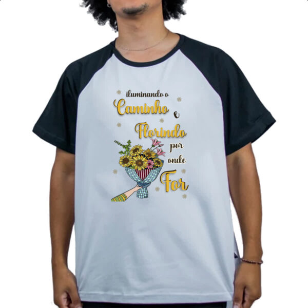 Camiseta Raglan Mulher ilumando o caminho - Imagem 4