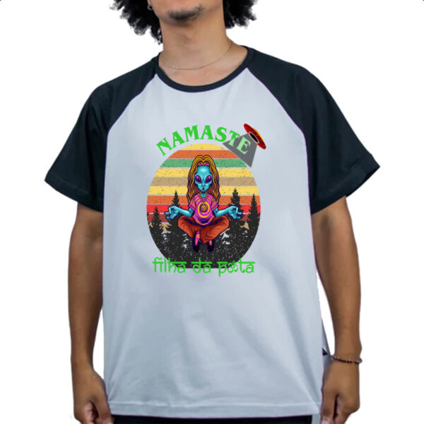 Camiseta Raglan Namaste Filha da p - Imagem 4