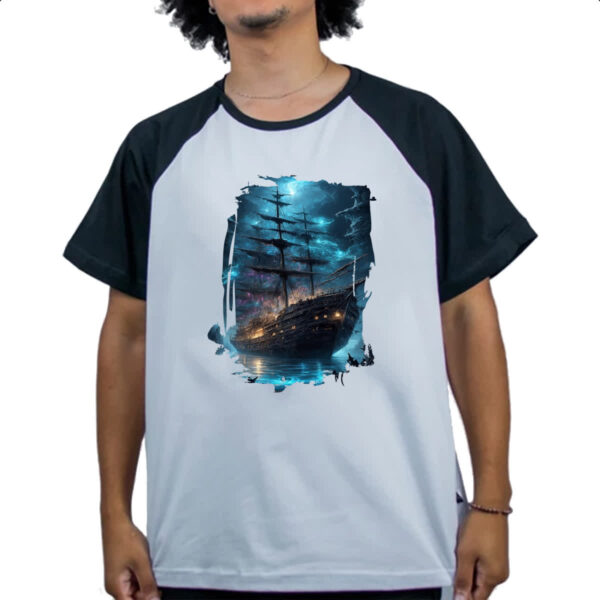 Camiseta Raglan Navio fantasma - Imagem 4