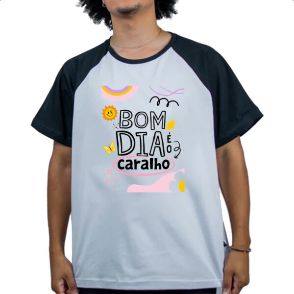 Camiseta Raglan Bom dia e o c - Imagem 4