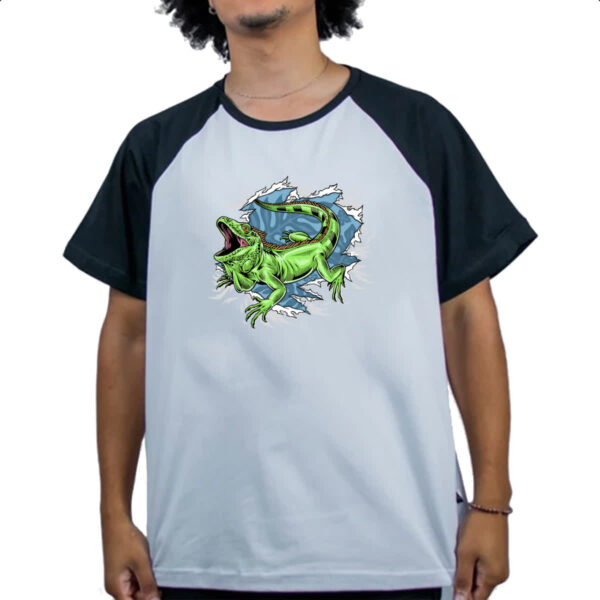 Camiseta Raglan Camaleao rasgando a camisa - Imagem 4