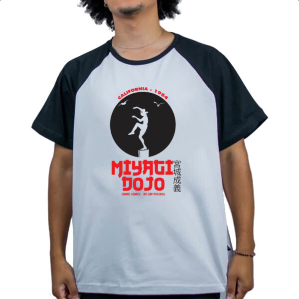 Camiseta Raglan Daniel Miayagi Dojo - Imagem 4