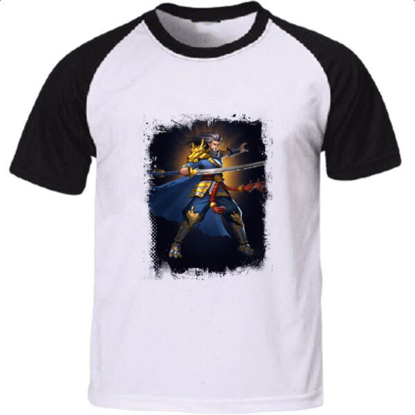 Camiseta Raglan Empires and Puzzles Heroi Musashi