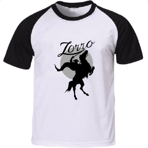 Camiseta Raglan Zorro sob a lua