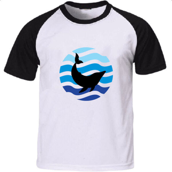 Camiseta Raglan Animais marinhos baleia silhueta sunset