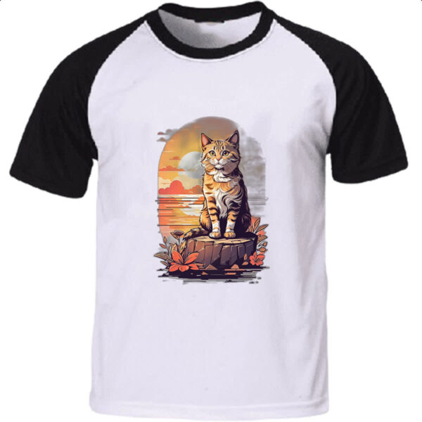 Camiseta Raglan Gato amarelo final de tarde