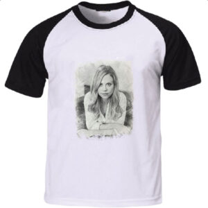 Camiseta Raglan Grimm Adalind a lapis