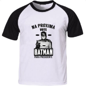 Camiseta Raglan Na proxima vote Batman