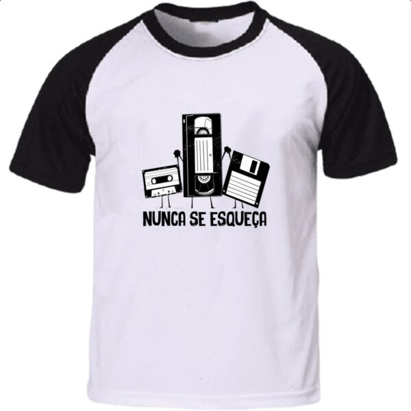 Camiseta Raglan Nunca se esqueca K7 VHS e Disquete
