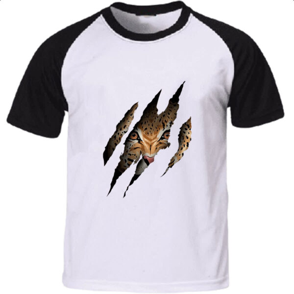 Camiseta Raglan Onca pintada atras do rasgo