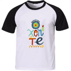 Camiseta Raglan Oxente elementos nordestinos