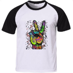 Camiseta Raglan Paz e amor grafite