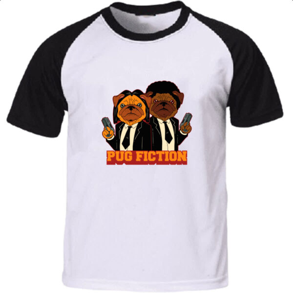Camiseta Raglan Pug Fiction parodia filme