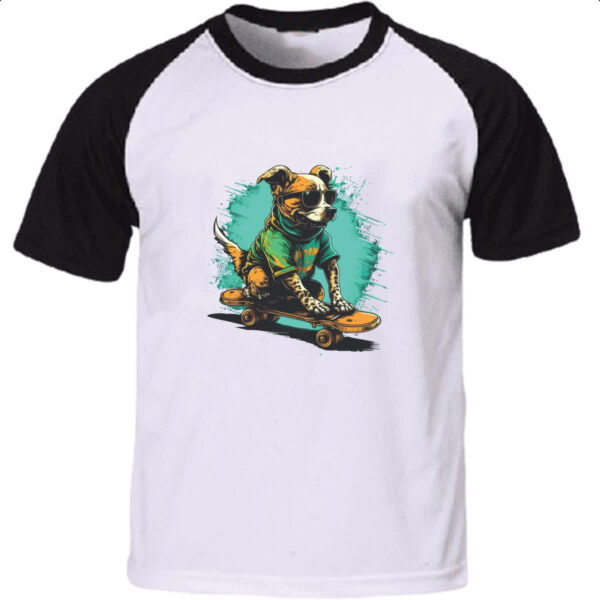 Camiseta Raglan Cachorro skatetista de oculos escuro