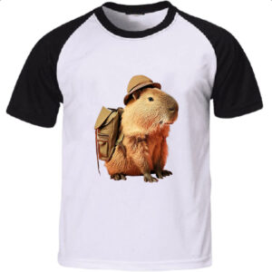 Camiseta Raglan Capivara aventureira