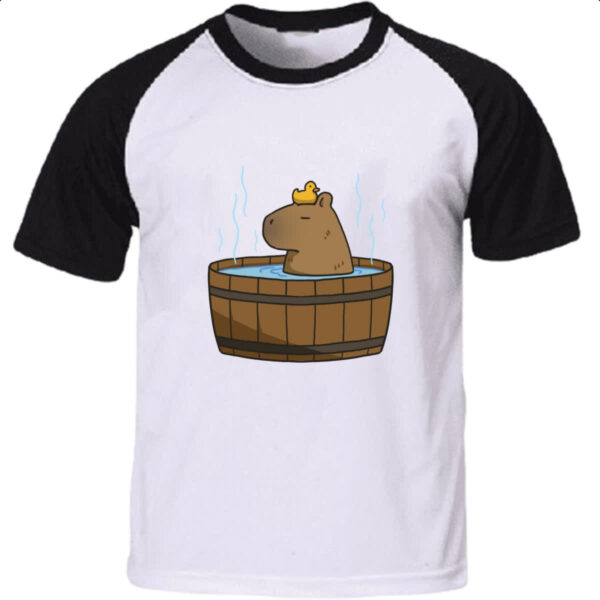 Camiseta Raglan Capivara banho ofuro