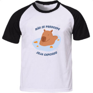 Camiseta Raglan Capivara de boas na lagoa