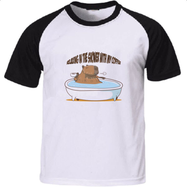 Camiseta Raglan Capivara de boas no banho