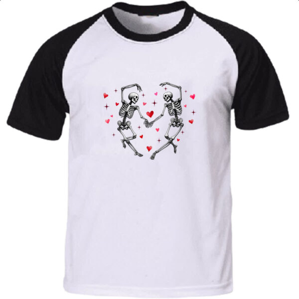 Camiseta Raglan Coracao esqueletos
