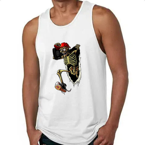 Camiseta Regata Caveira jovem rasgando camiseta - Imagem 4