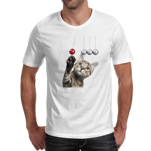 Camiseta Unissex Gatinho brincando com pendulo - Imagem 2