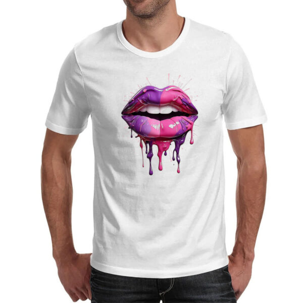 Camiseta Unissex Labios pink e purpura derretendo - Imagem 2