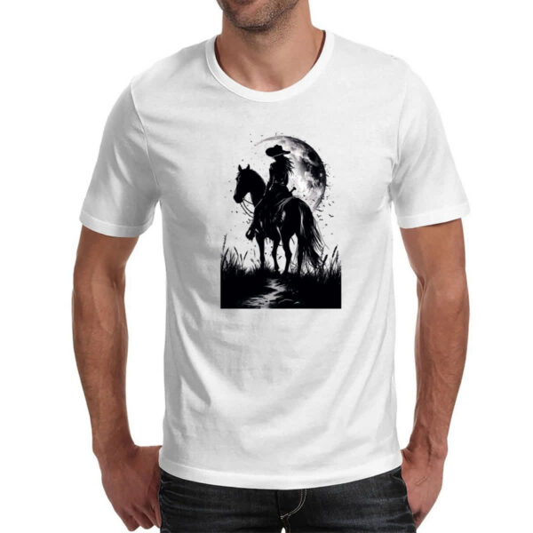 Camiseta Unissex Mulher cowgirl sunset PB - Imagem 2