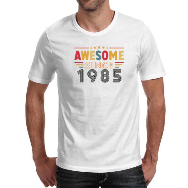 Camiseta Unissex Awesome since 1985 - Imagem 2