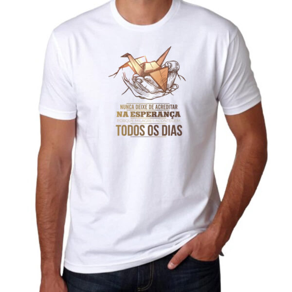 Camiseta Unissex Gospel nunca deixe de acreditar - Imagem 3