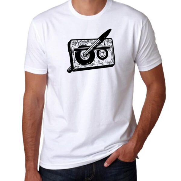Camiseta Unissex Nostalgia Fita K7 e Caneta - Imagem 3
