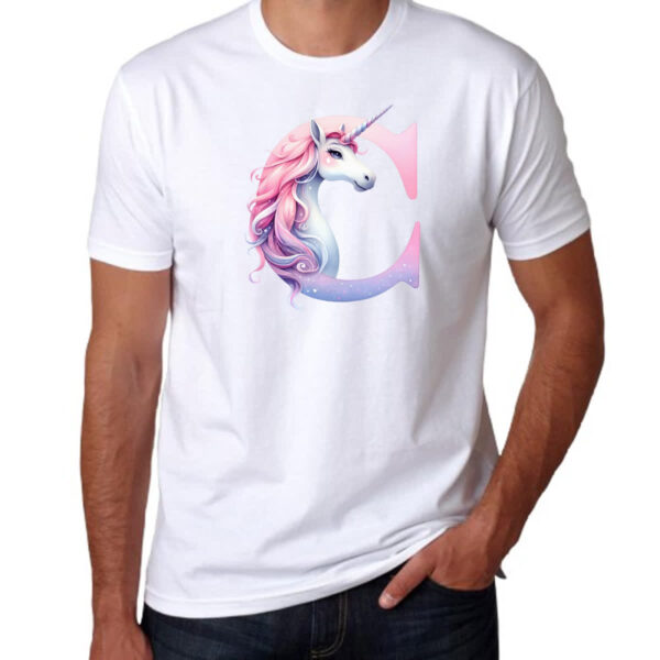 Camiseta Unissex Unicornio Alfabeto Letra C - Imagem 3
