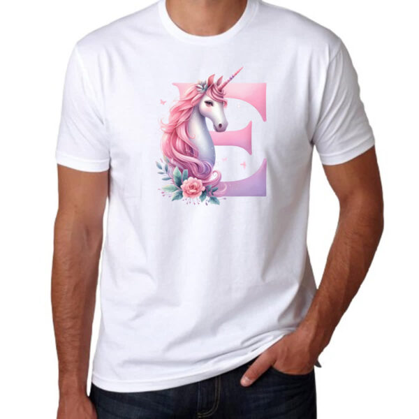 Camiseta Unissex Unicornio Alfabeto Letra E - Imagem 3