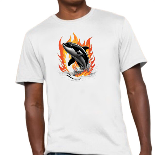 Camiseta Unissex Orca ataque elementos de fogo - Imagem 4
