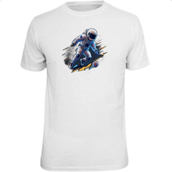 Camiseta Unissex Astronauta jogando futebol