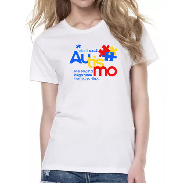 Camiseta Baby Look Autismo ensina algo novo - Imagem 2