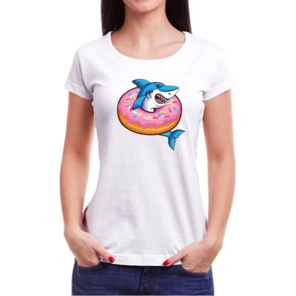 Camiseta Baby Look Tubarao Donuts - Imagem 3