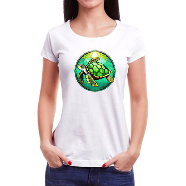 Camiseta Baby Look Vitral tartaruga - Imagem 3