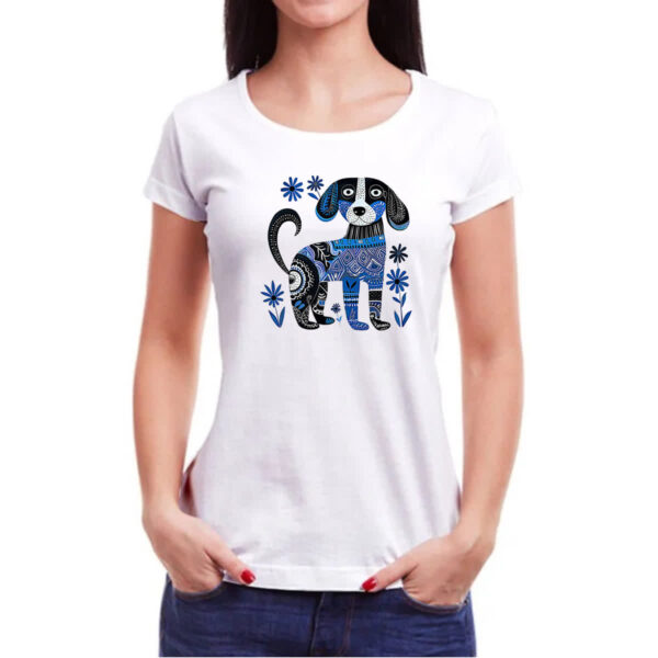 Camiseta Baby Look Cachorro arte escandinava - Imagem 3