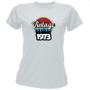Camiseta Baby Look Vintage being awesome 1973