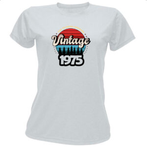 Camiseta Baby Look Vintage being awesome 1975