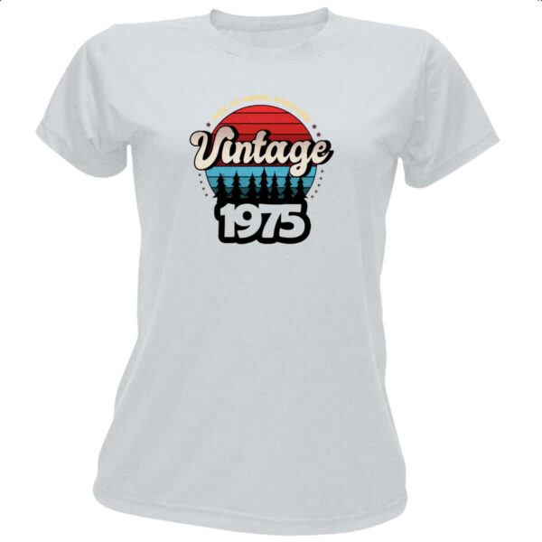 Camiseta Baby Look Vintage being awesome 1975
