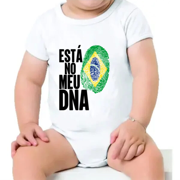 Body infantil Esta no meu DNA Brasil - Imagem 4