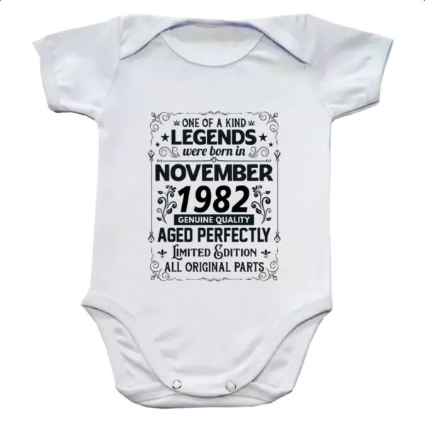 Body infantil Legends Were Born NOV-1982