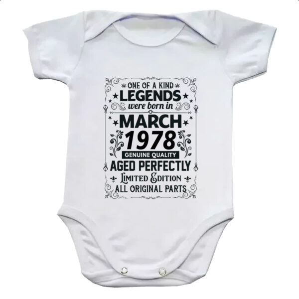 Body infantil Legends Were Born MAR-1978